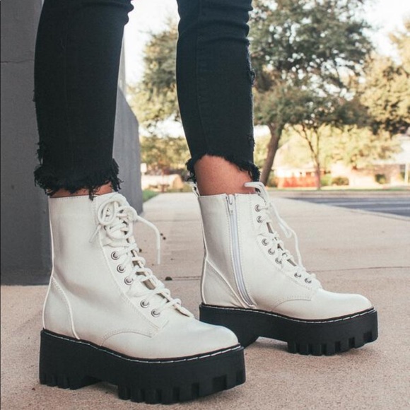 Shoes - White Lace Up High Platform Combat Boots